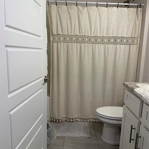 93 Royal Oak Dr — Photo 27