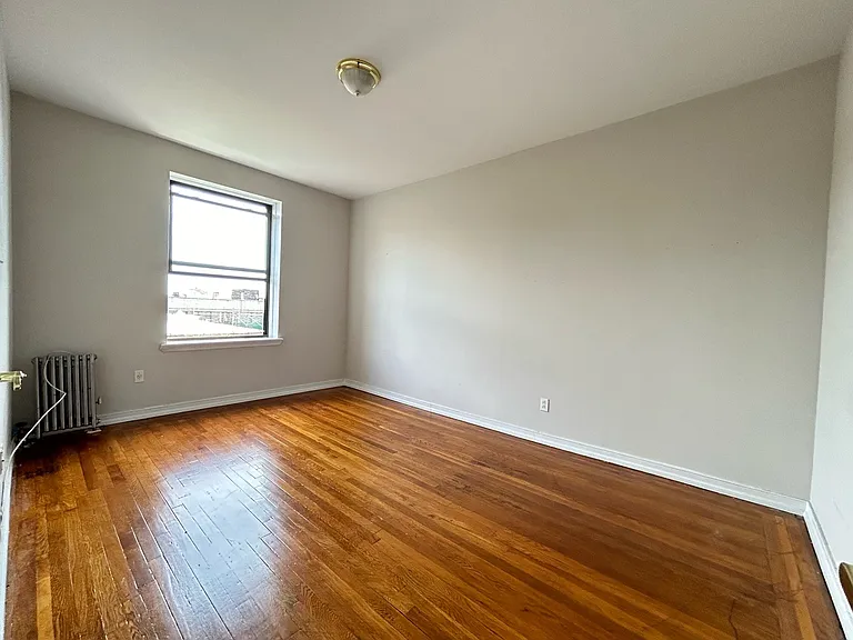 711 Ocean Ave #EG — Photo 8