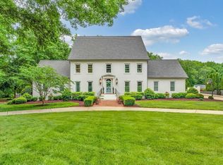 7 Weatherby Dr, Greenville, SC 29615