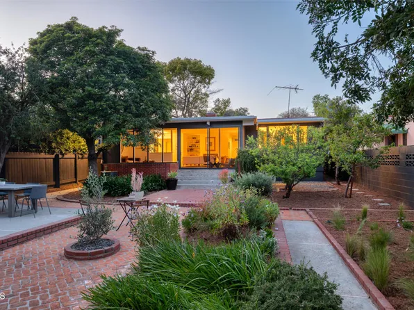 207 Sierra View Rd, Pasadena, CA 91105