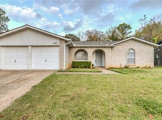 2613 Mintwood Pl, Arlington, TX 76016