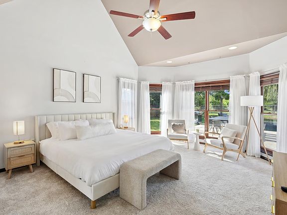 4th image of 12161 Hill Country Cir