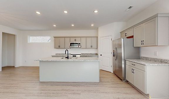 5th image of 2656 Lakevilla Dr #26