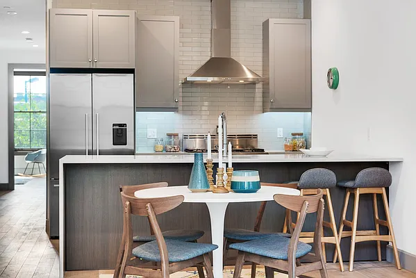 Sold by Compass | media 1