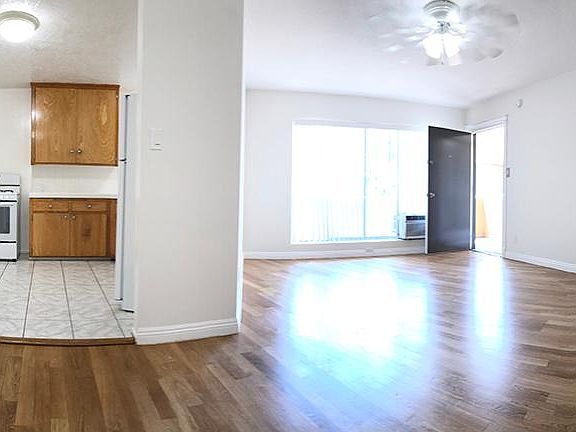 4th image of 1805 El Cerrito Pl APT 403