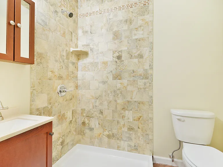 67 Oakland Ave #3 — Photo 8