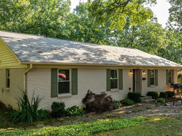 10800 San Joaquin Valley Dr, Little Rock, AR 72212