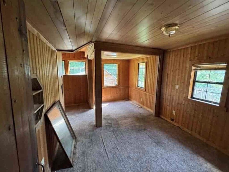 10th image of 203 Hurricane Creek Dr