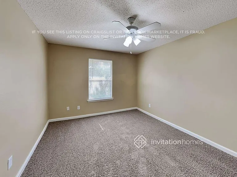2110 Loretta Ln — Photo 14