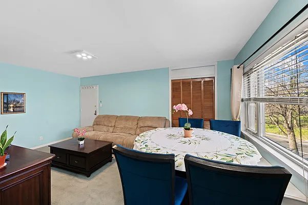 Sold by Remax Edge | media 21