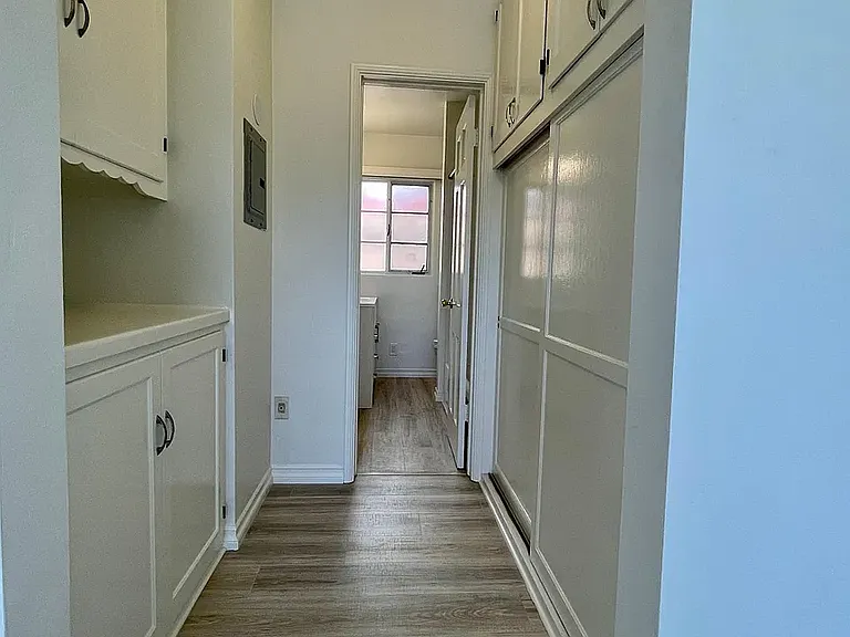 3028 Poe St — Photo 15