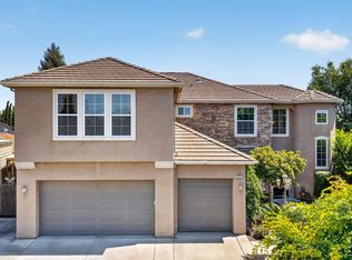 3084 Rall Ave, Clovis, CA 93619