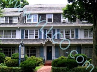 55 N Lansdowne Ave APT 2N, Lansdowne, PA 19050