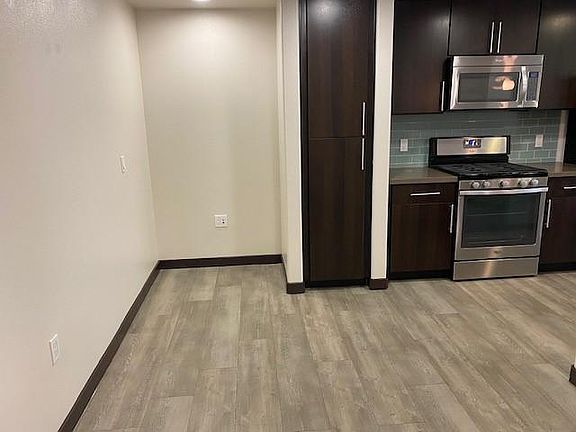 2nd image of 7117 Santa Monica Blvd #233