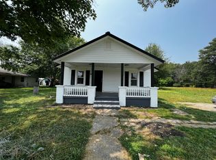 1423 E Grundy St, Tullahoma, TN 37388
