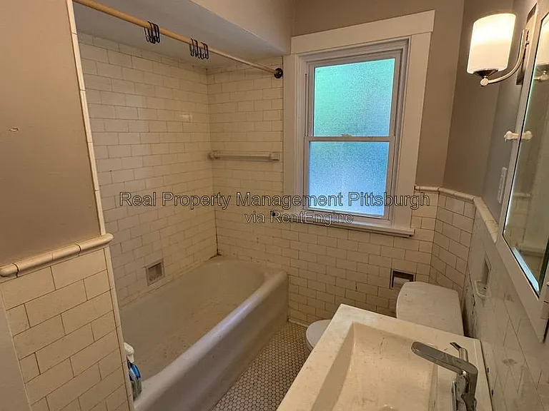 107 N Meadowcroft Ave — Photo 10