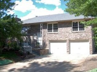 2812 Burrwood Dr, Columbia, MO 65203
