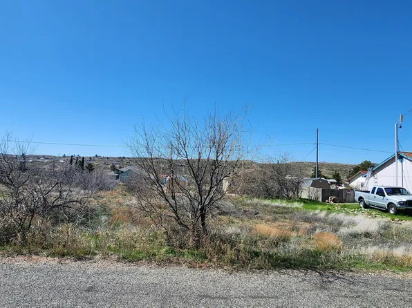 20235 E Mesa Verde Rd, Mayer, AZ 86333
