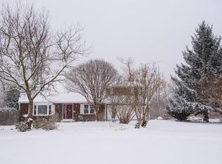 224 Heritage Dr, Portsmouth, RI 02871
