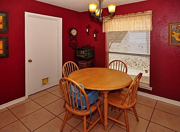 Breakfast nook