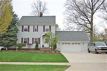 1st image of 356 E 270th St