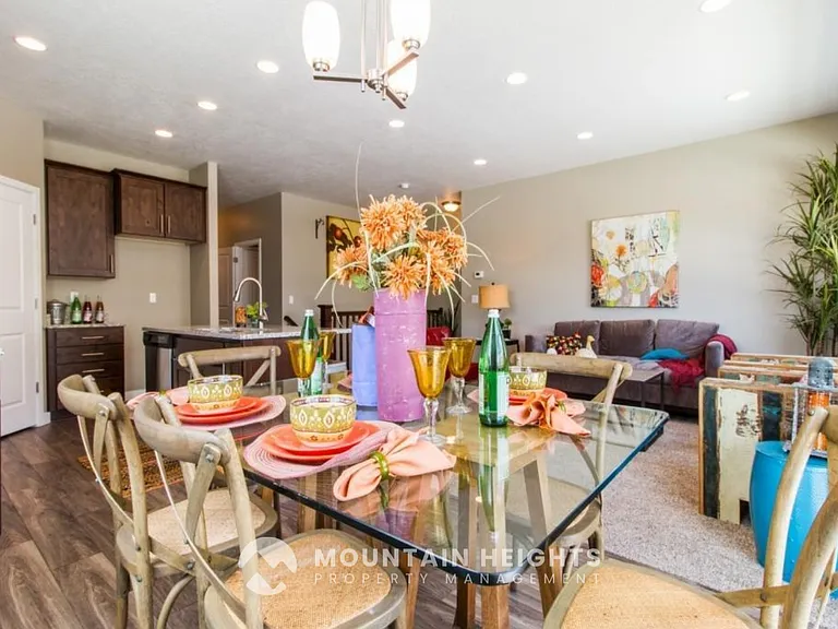 797 W Tamsin Ct — Photo 7