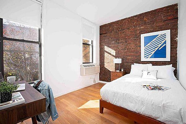 1st image of 12 Spencer Pl #2L
