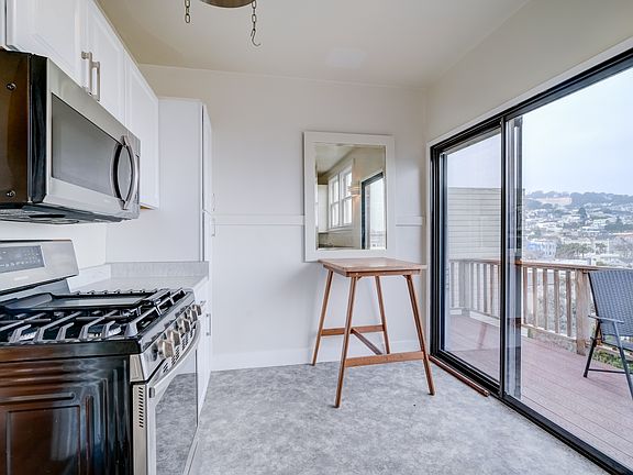 2nd image of 110 Hancock St #110B