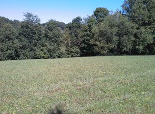 Camelot Dr #32, Bluefield, VA 24605