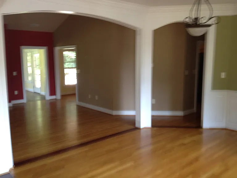 116 Marion — Photo 2