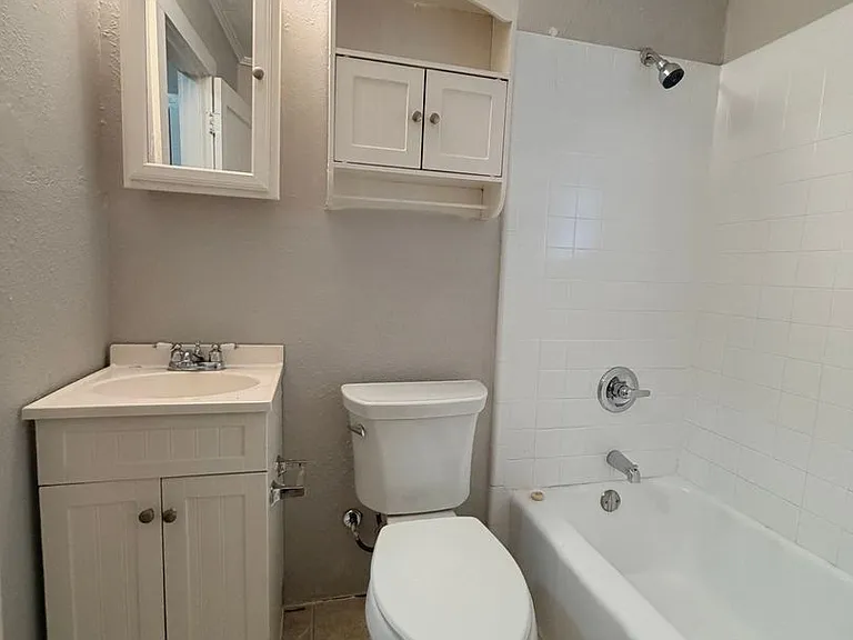 3107 Alameda Dr — Photo 14