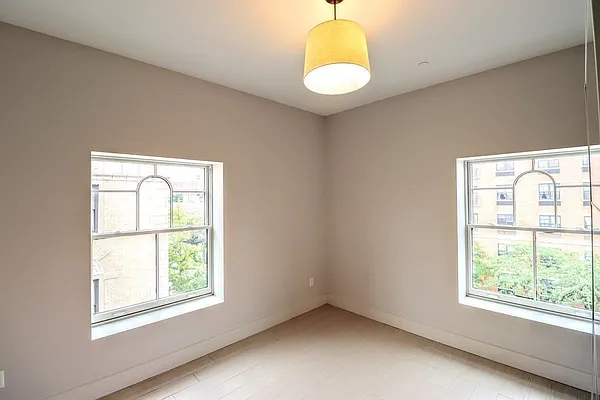 Rented by Bruma Realty LLC | media 27