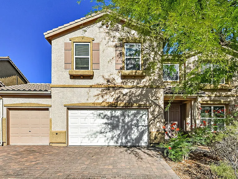 4237 Telstar Ct — Photo 1