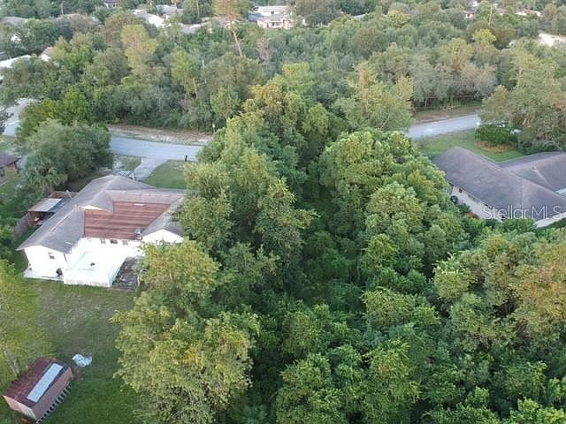 2nd image of 2092 Apricot Dr