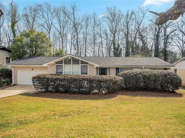 4063 Elmscourt Dr, Stone Mountain, GA 30083