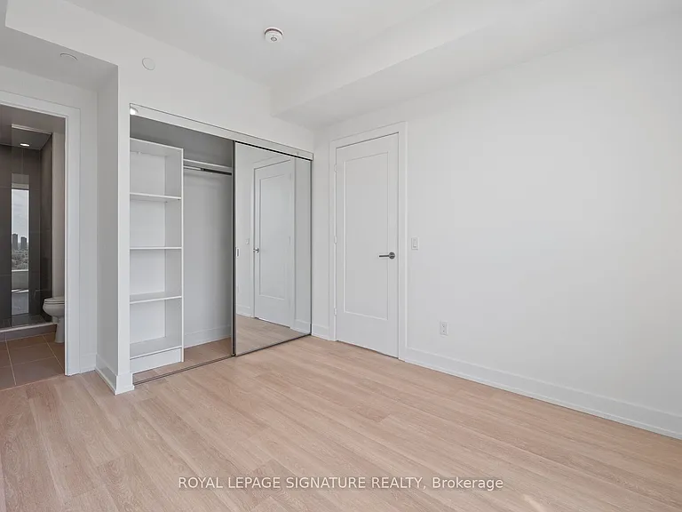 60 Central Park Dr #2306 — Photo 22