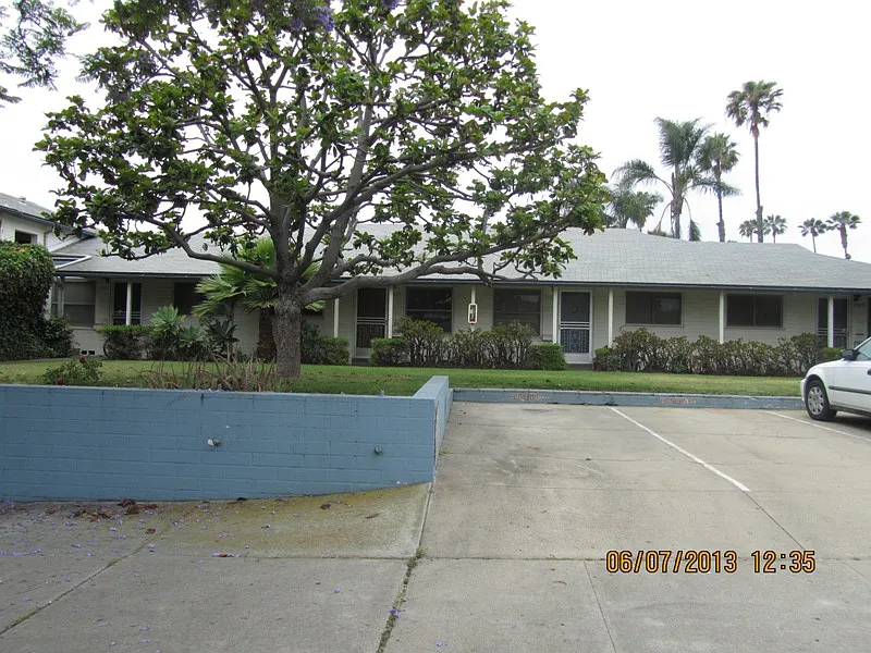 1673 Grand Ave