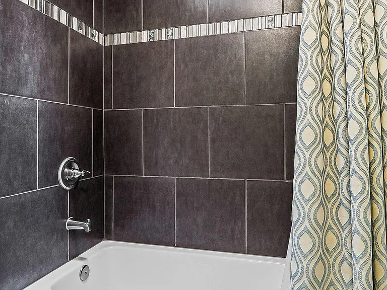 11381 Bullseye St — Photo 39