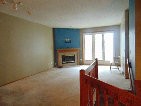 5th image of 4605 Foxwood Dr S