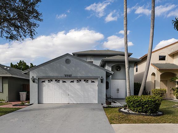 3rd image of 3741 NW 23rd Pl