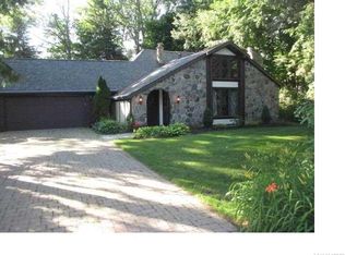 9876 Shorecliff Rd, Angola, NY 14006