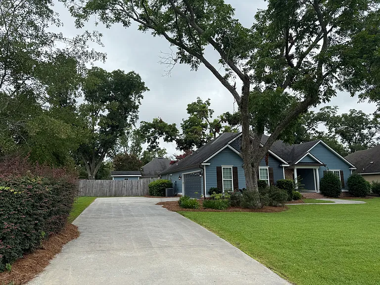 4500 Kiowa Ln — Photo 3
