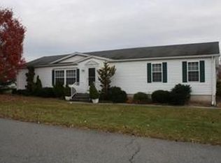 16 Twilight Trl, Belvidere, NJ 07823