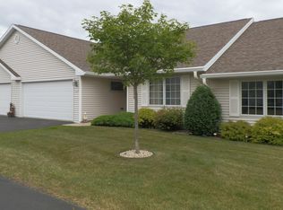 525 W Packer Ave, Oshkosh, WI 54901