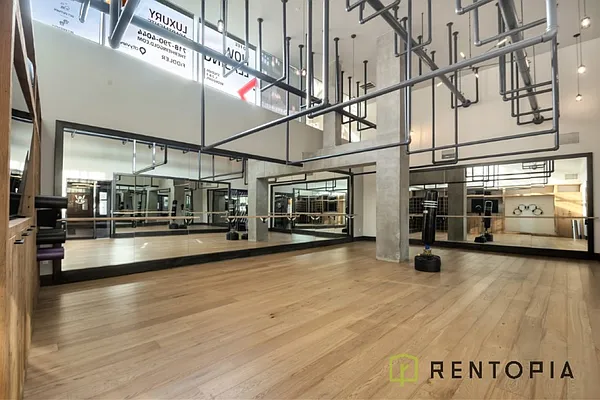 Rented by The KCI Group | media 50