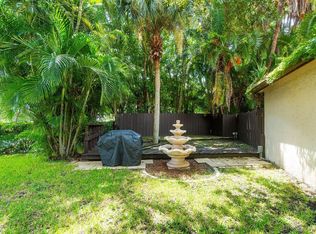 12151 Cuddington Ct, Wellington, FL 33414