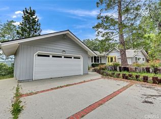 30396 Live Oak Dr, Running Springs, CA 92382