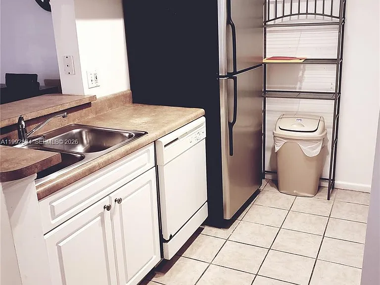 17125 N Bay Rd #3403 — Photo 5