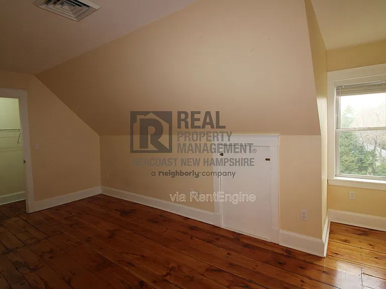 586 Central Ave — Photo 23