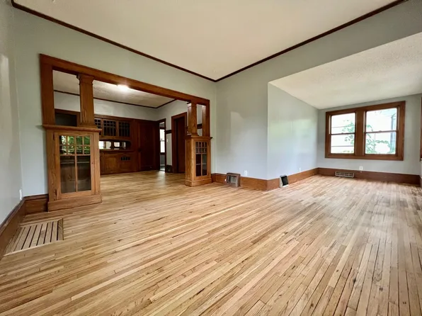 3447 Dupont Ave N, Minneapolis, MN 55412